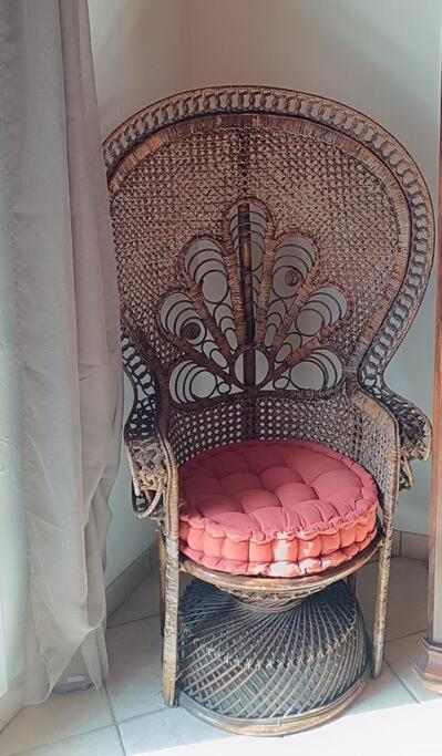Sous Le Chateau Montaut  Bagian luar foto